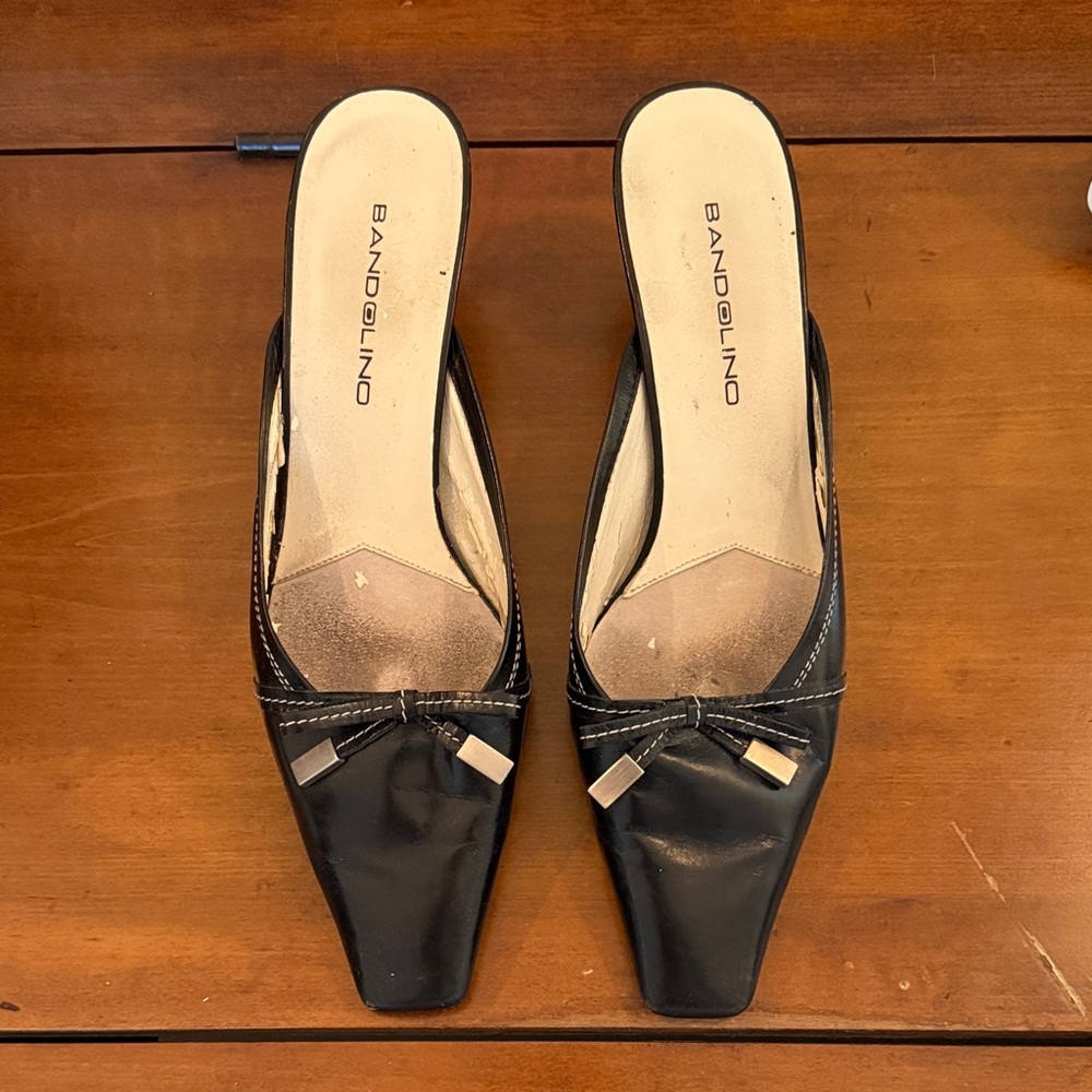 The Bandolino Mules with a kitten heel to wear with everything (9)